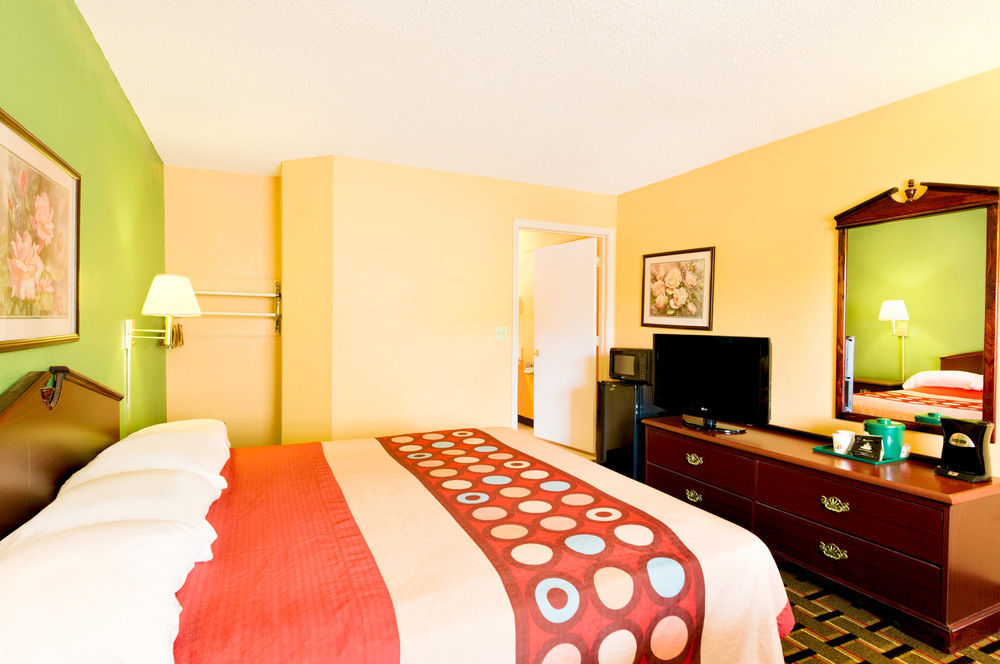 Americas Best Value Inn Darien Buitenkant foto