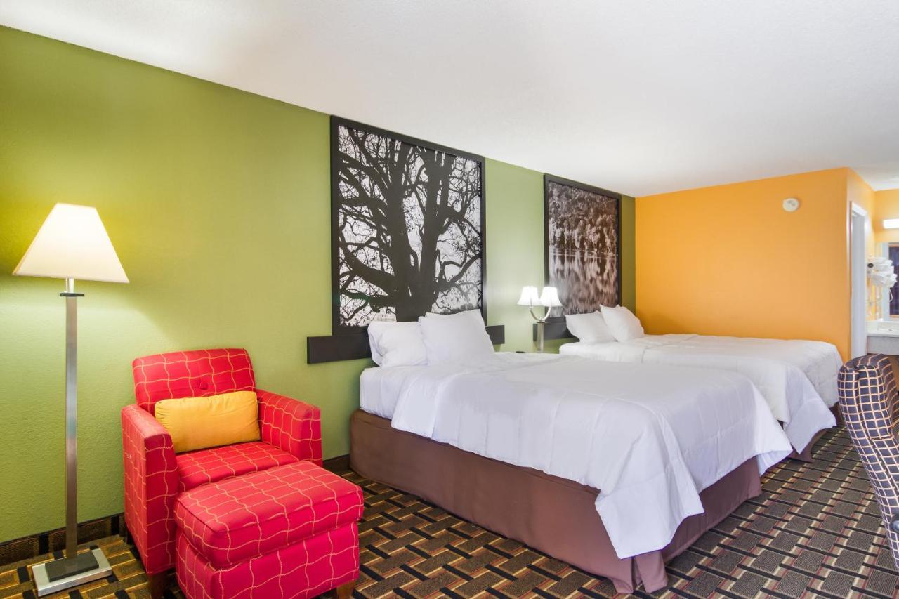 Americas Best Value Inn Darien Buitenkant foto